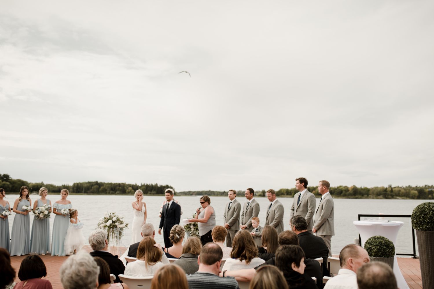 Kenora wedding, a fall wedding in Ontario, photographed by Vanessa Renae Photography, a Winnipeg and Kenora wedding photographer