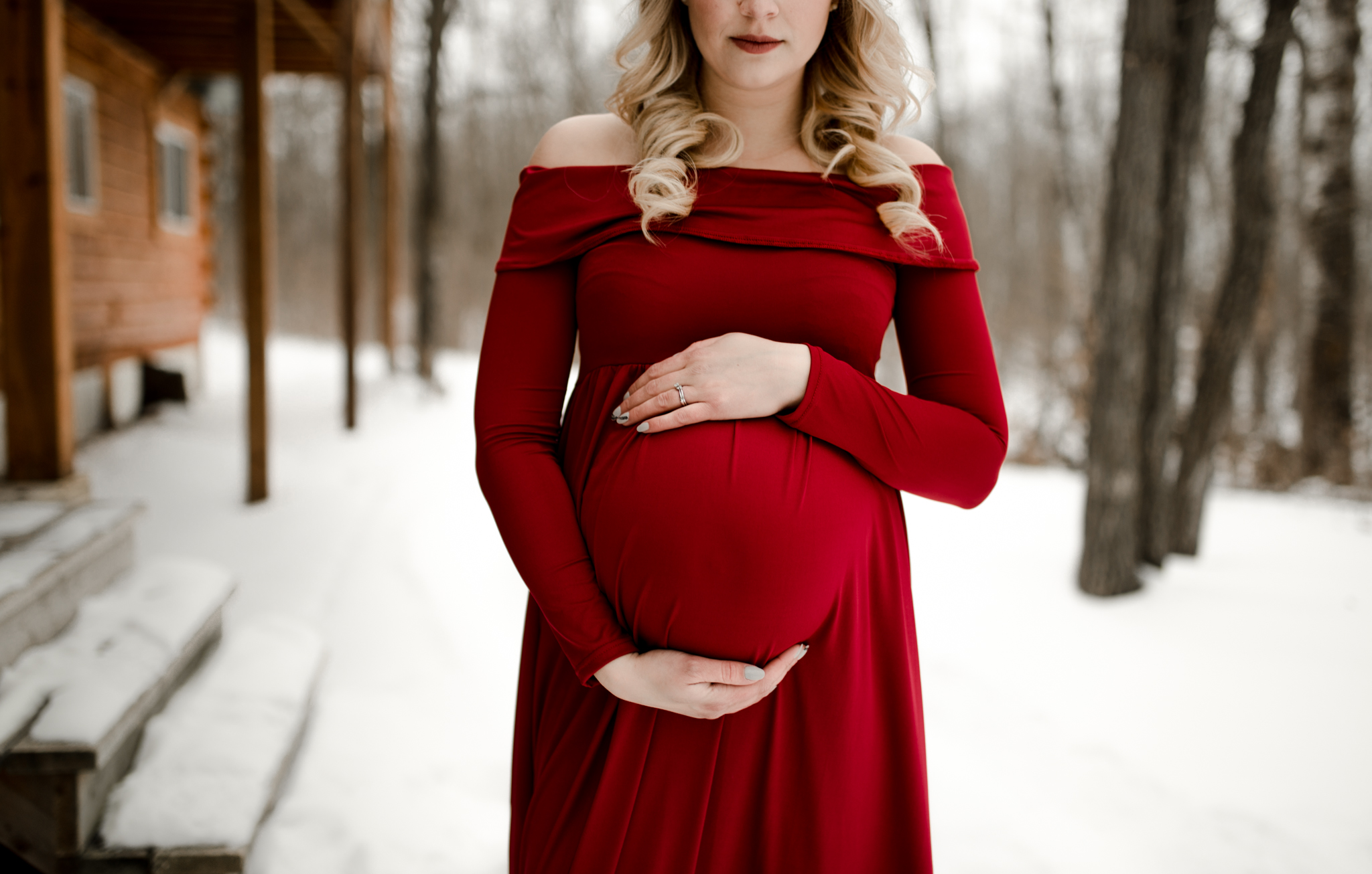 Winnipeg Wedding Photographer, winnipeg maternity photographer, winnipeg maternity shoot, red maternity dress, winter maternity shoot, maternity flower crown