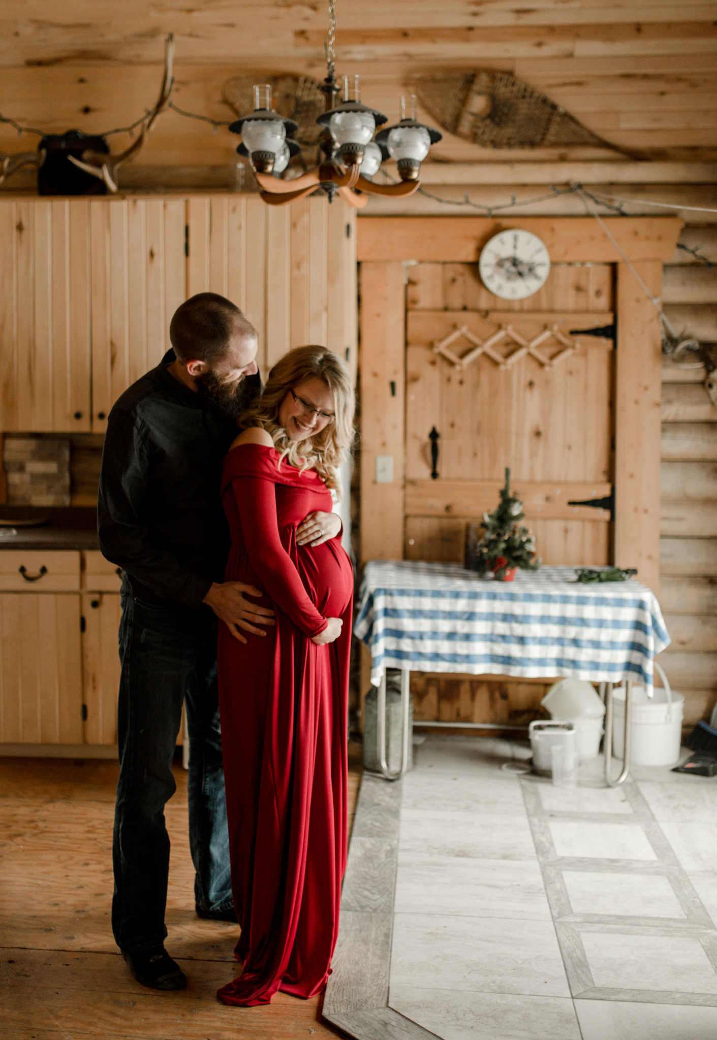 Winnipeg Wedding Photographer, winnipeg maternity photographer, winnipeg maternity shoot, red maternity dress