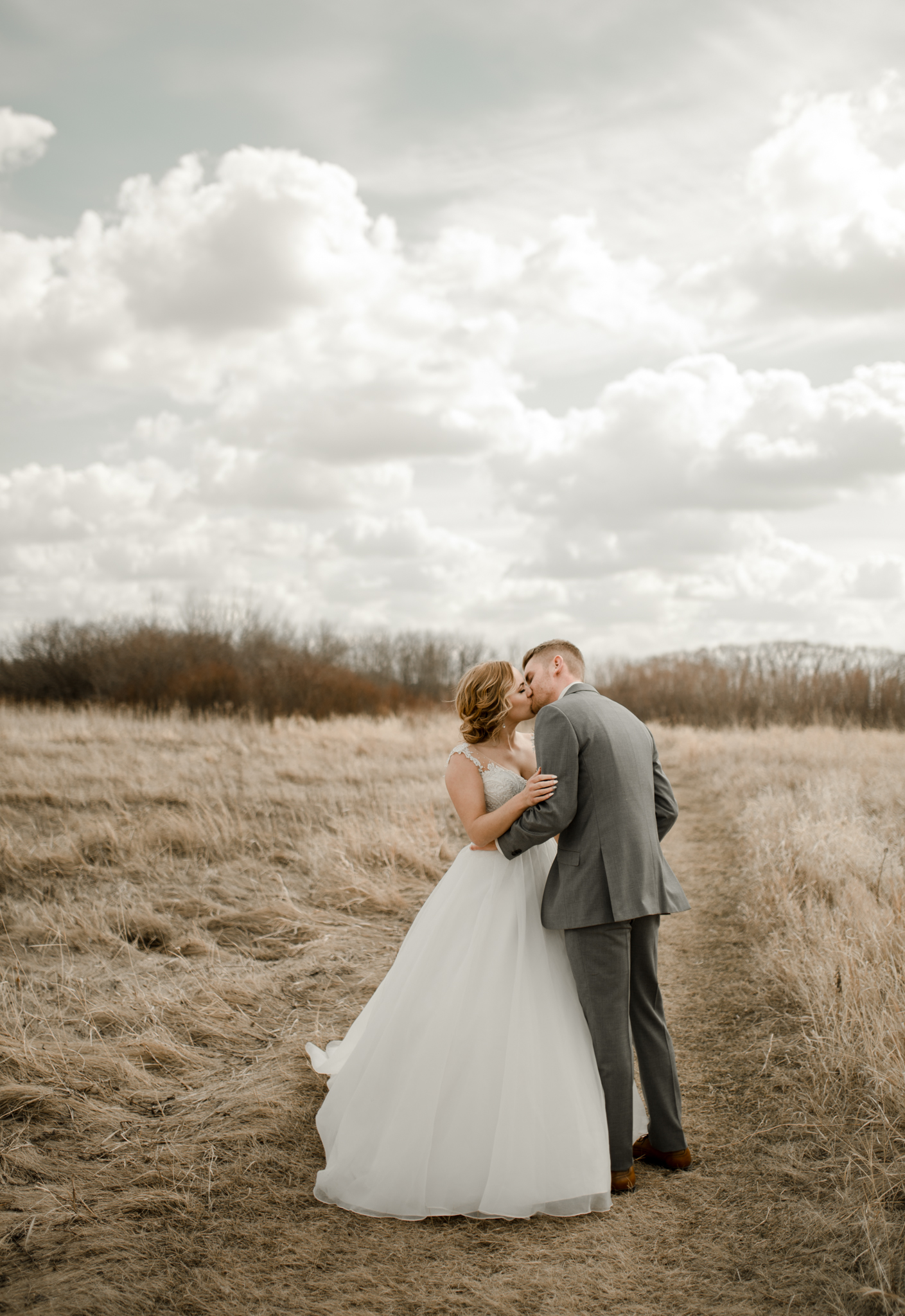 winnipeg wedding photographer - Vanessa Renae Photography