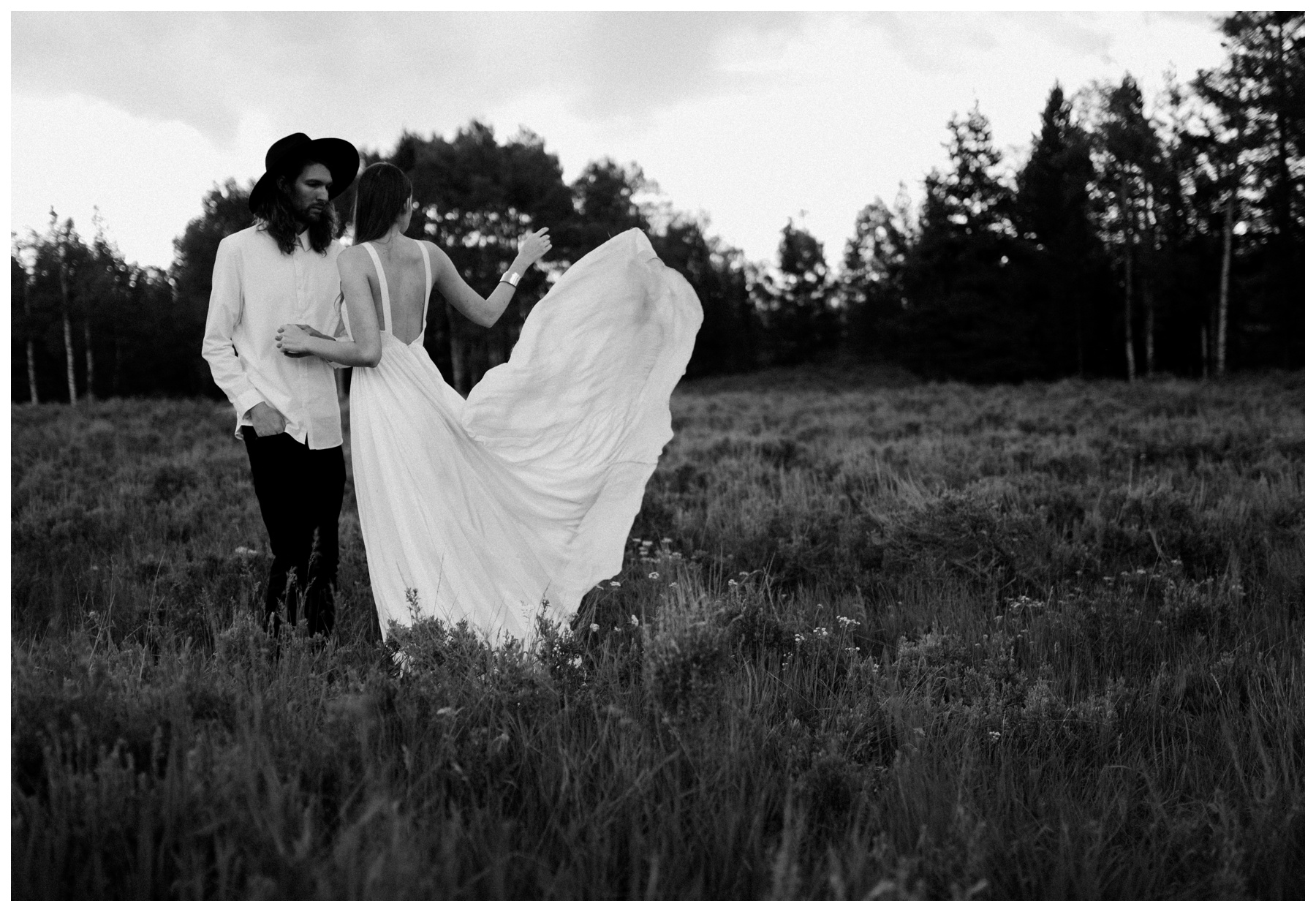 Winnipeg Wedding Photographer, Canadian Elopement Photographer, Jackson Wyoming Elopement, Boho mountain elopement, dirty boots and messy hair, sunrise elopement, kenora wedding photographer