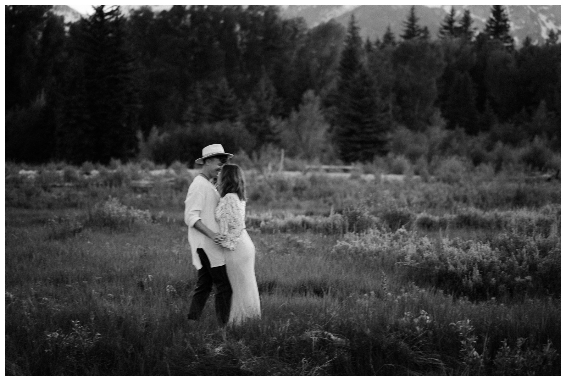 Jackson Hole Elopement, Teton Mountains Elopement, Boho Elopement Photographer, Winnipeg Wedding & Elopement Photographer, Vanessa Renae Photography, Canadian Elopement Photographer