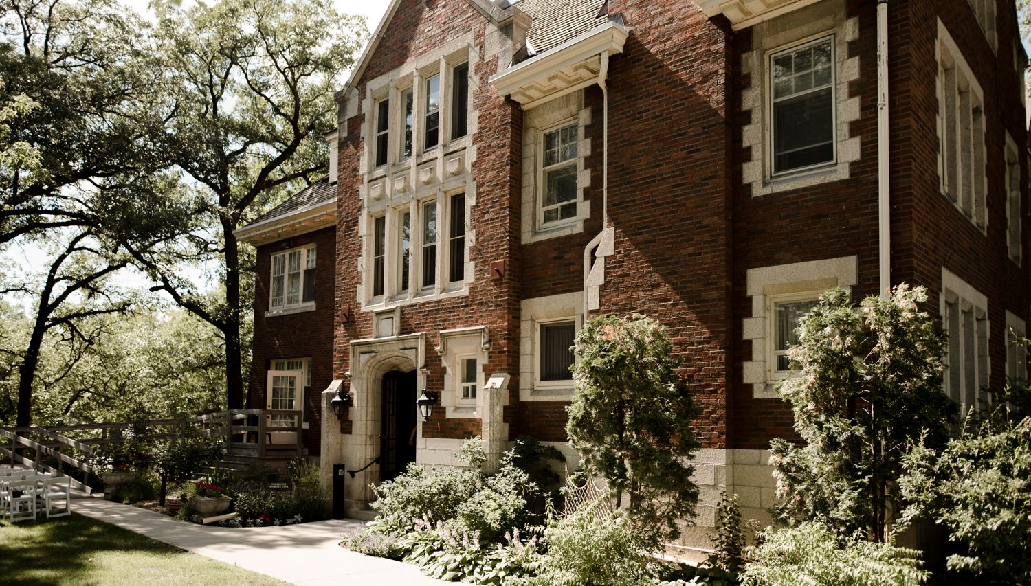 The Ralph Connor house for a downtown winnipeg wedding in July
