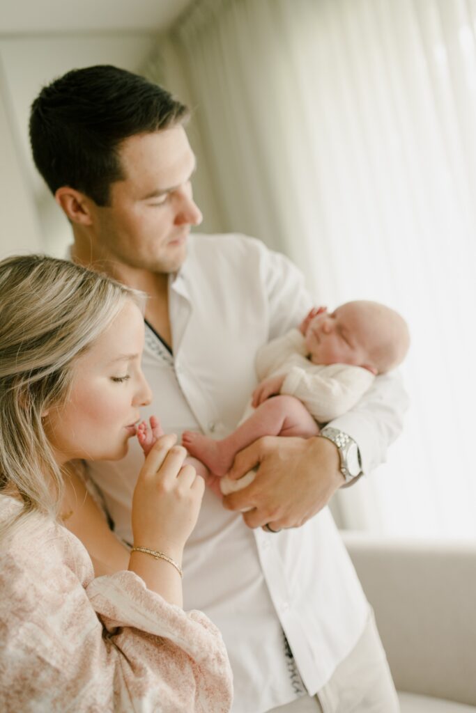 Winnipeg Newborn Photographer, Vanessa Renae Photography, lifestyle maternity, newborn and family photographer based in winnipeg, MB. Nothing Fits But dress