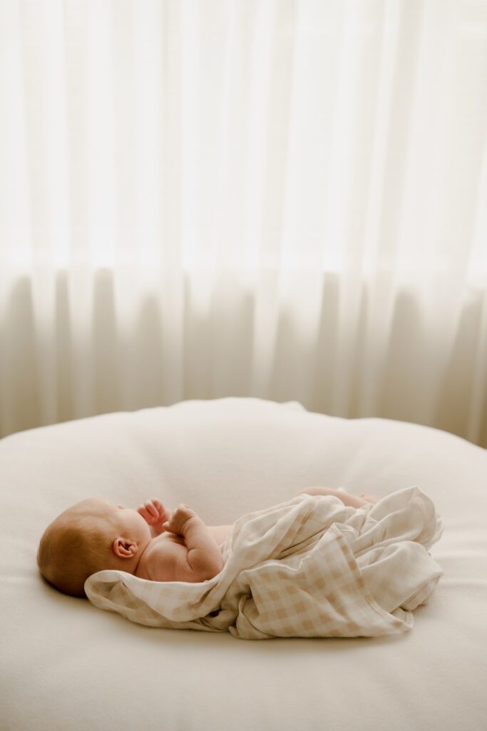 Winnipeg Newborn Photographer, Vanessa Renae Photography, lifestyle maternity, newborn and family photographer based in winnipeg, MB. Nothing Fits But dress